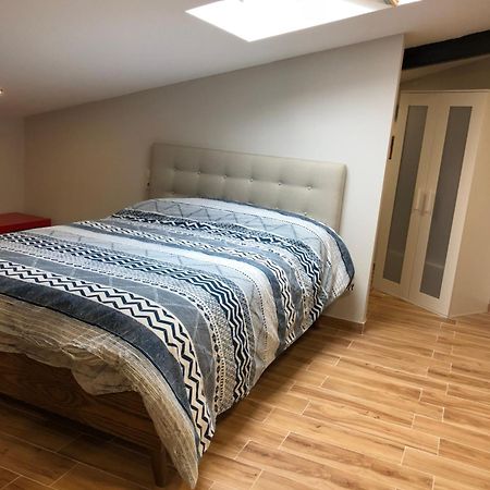Habitacion Con Cocina Y Bano ビルバオ エクステリア 写真